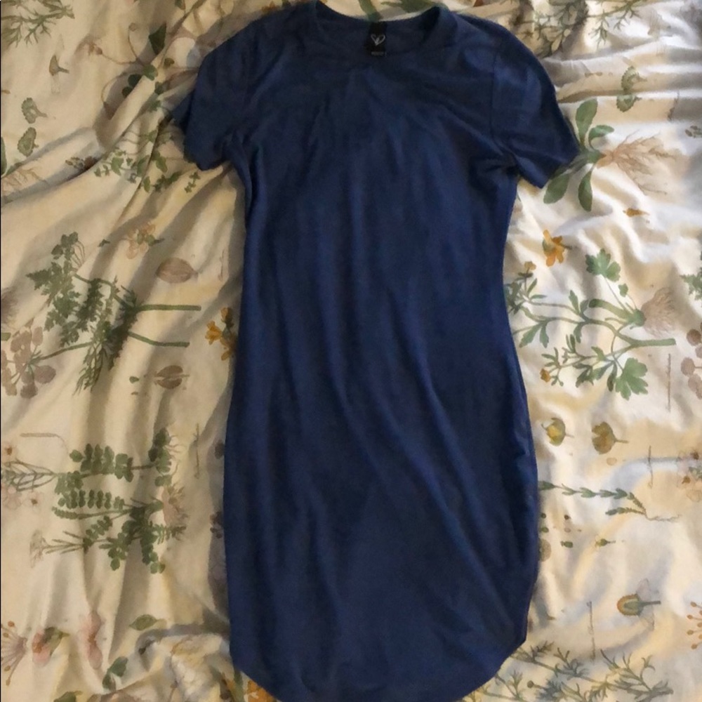 Windsor Body-Con Dress🥶